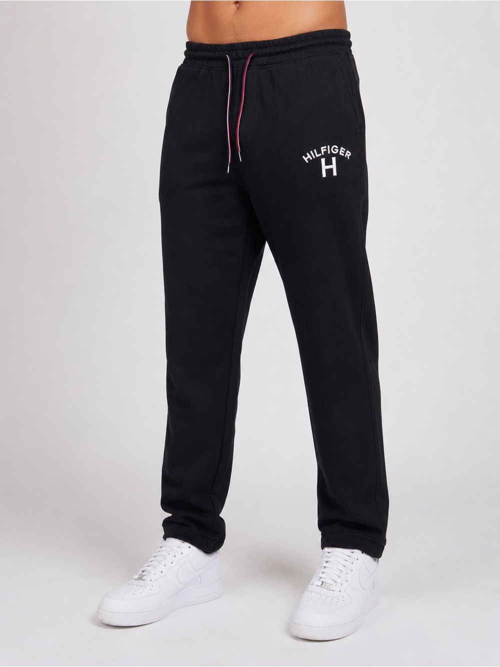 Tommy Hilfiger men’s M medium Black Joggers with Drawstring and White Logo